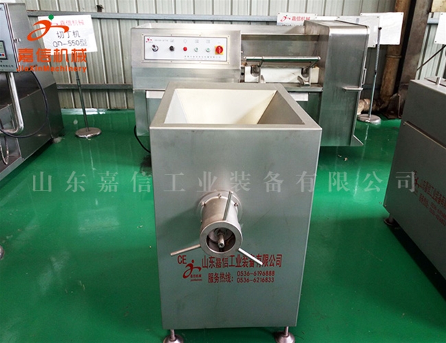 絞(jiao)肉(rou)機(ji)